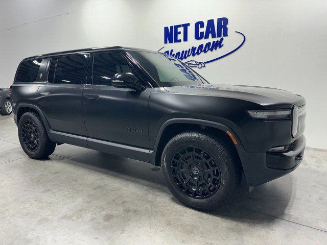 Used 2026 Rivian R1S Premium AWD/4WD image 29