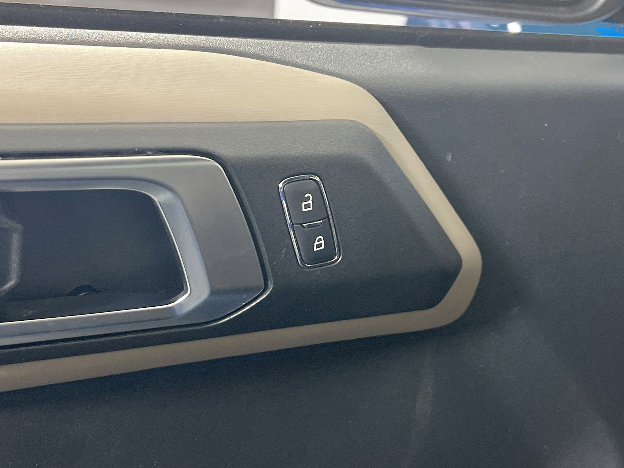 Used 2021 Ford Bronco Wildtrak image 18