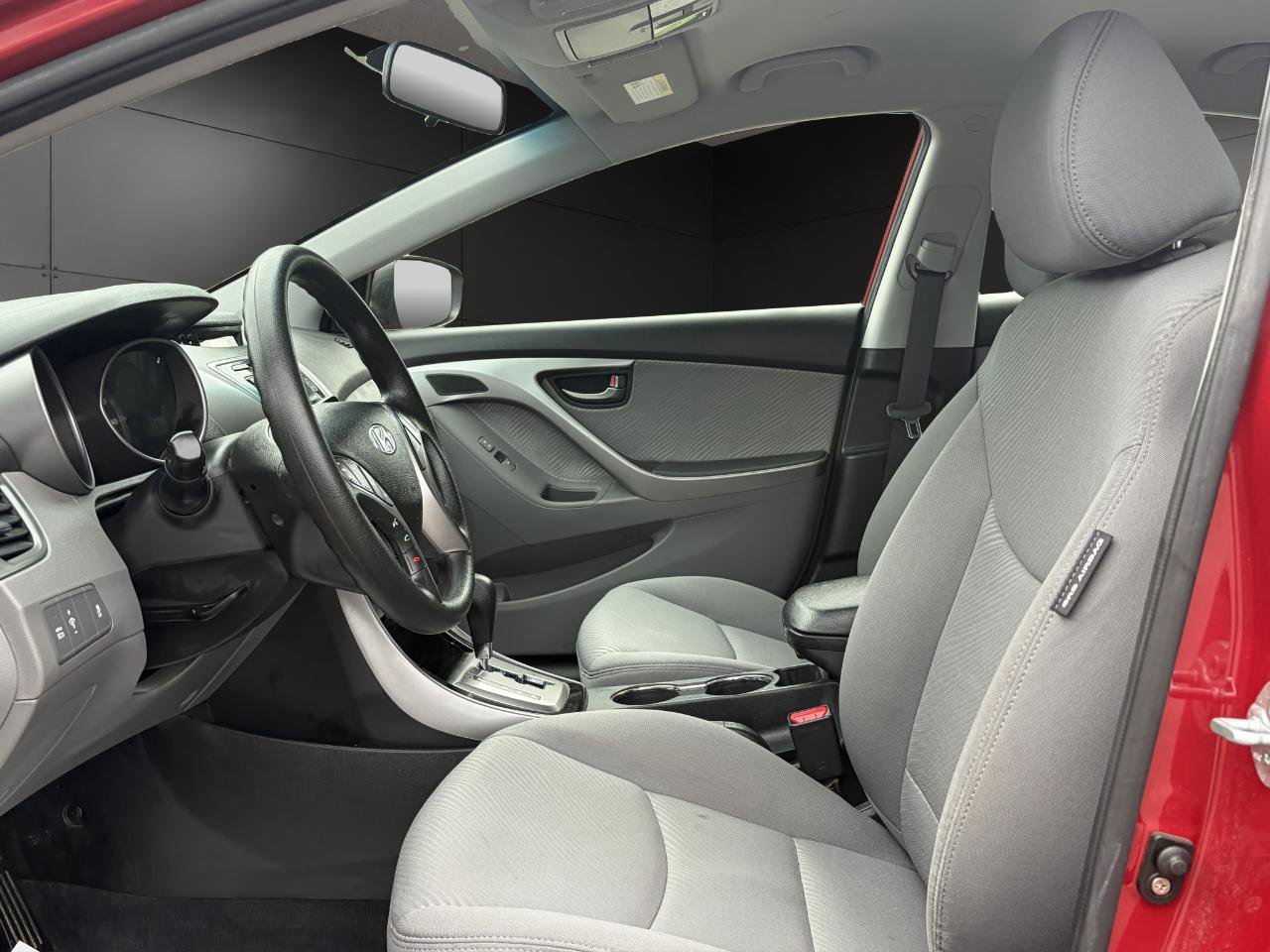 Used 2013 Hyundai Elantra GLS w/ Preferred Pkg FWD image 9