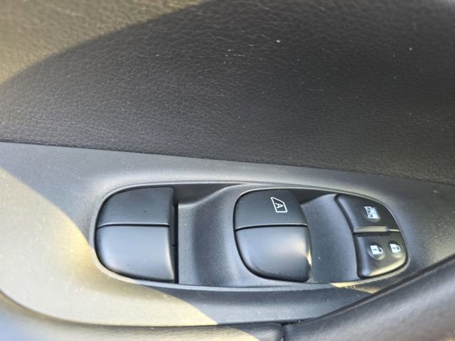 Used 2017 Nissan Rogue SL w/ SL Premium Package image 42