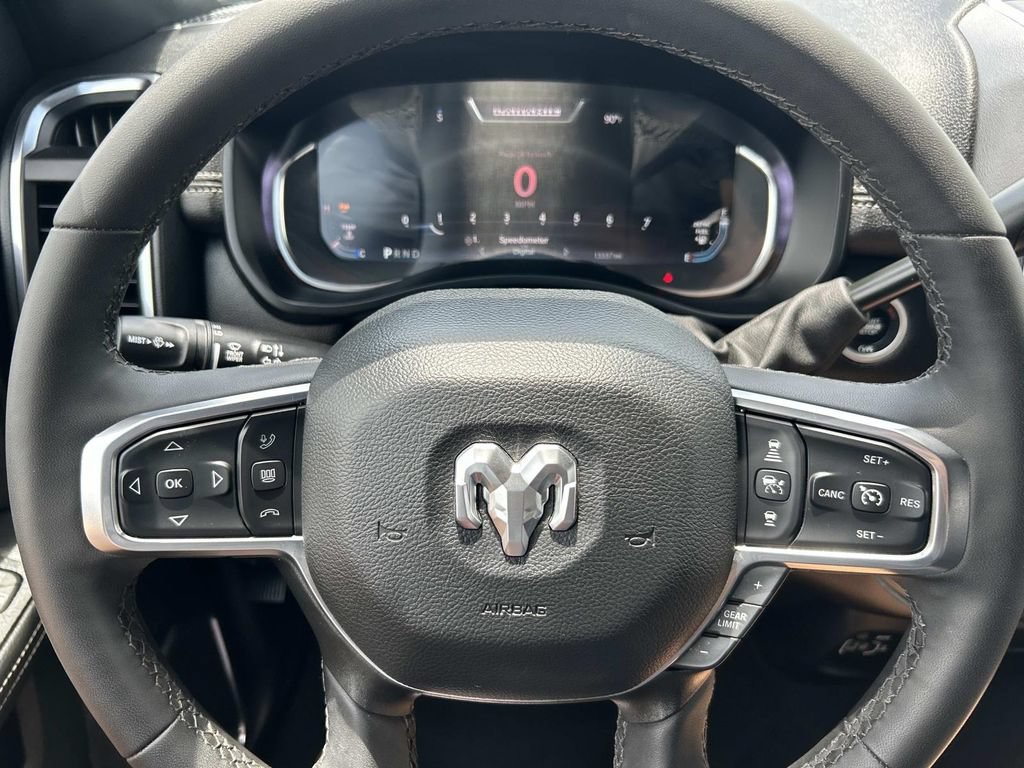 Used 2026 RAM 2500 Laramie AWD/4WD image 39