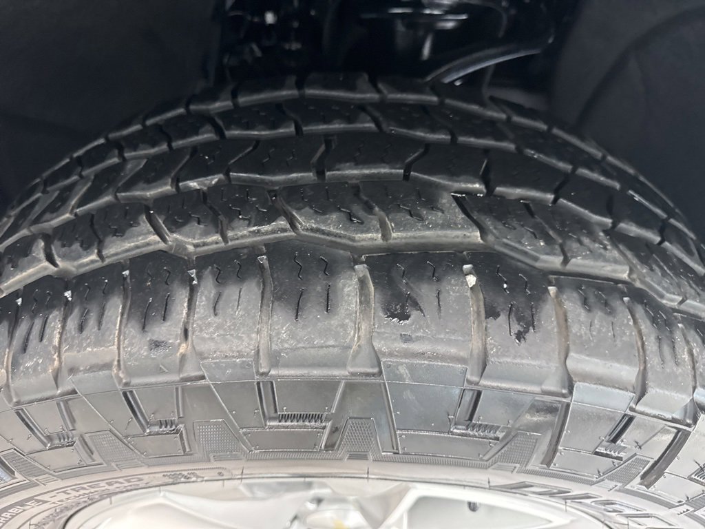 Used 2021 Chevrolet Silverado 1500 High Country w/ Safety Package II image 28