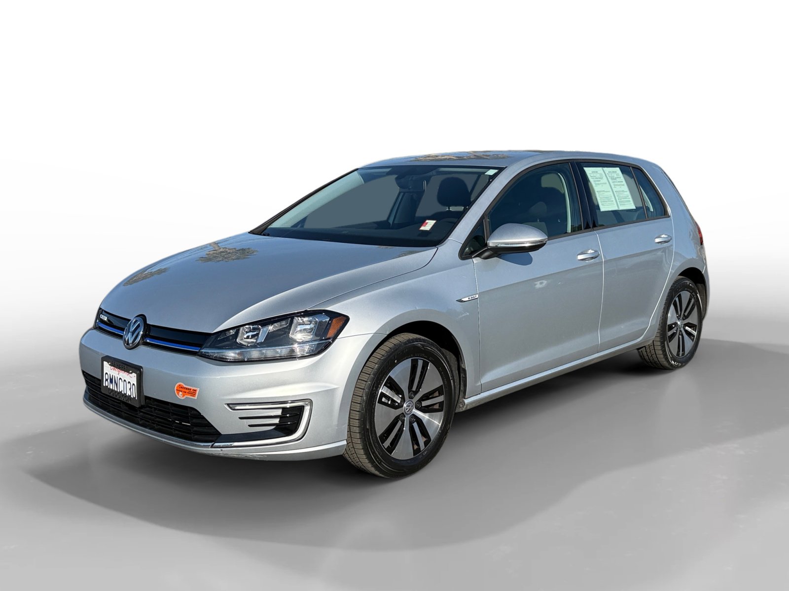 Used 2019 Volkswagen e-Golf SE w/ Driver Assistance Package