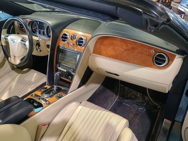 Used 2016 Bentley Continental GT image 29