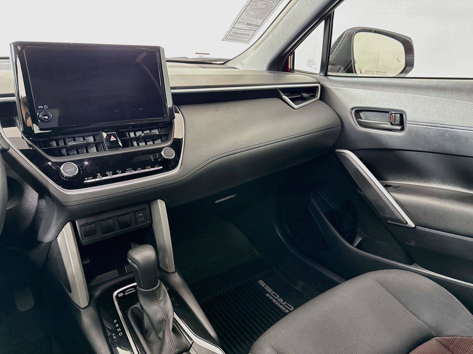 Certified 2024 Toyota Corolla Cross AWD Hybrid image 28