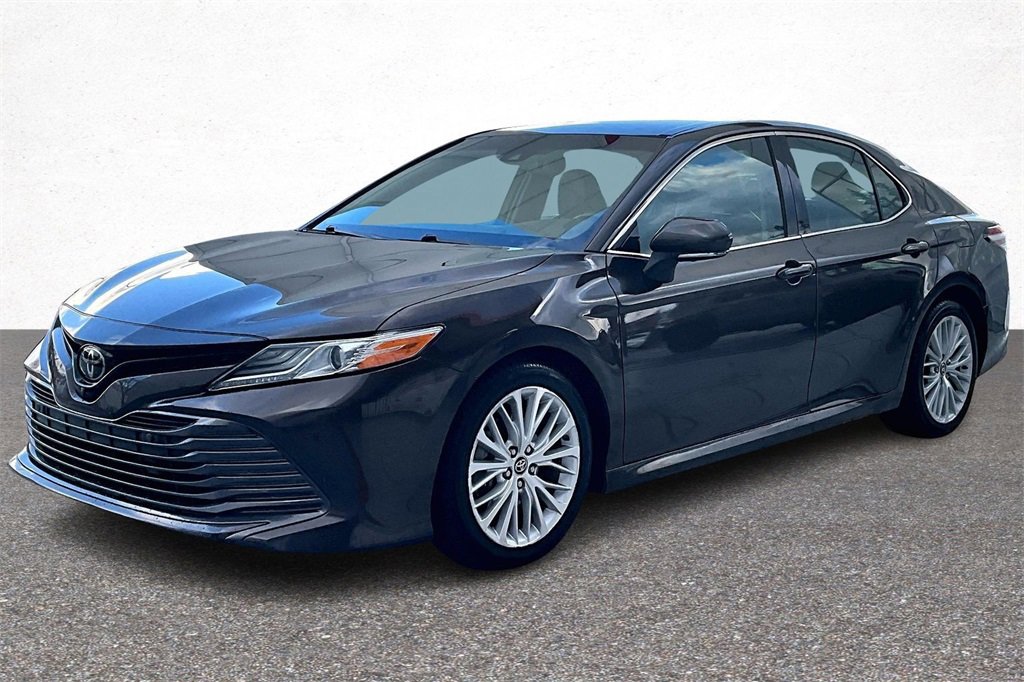Certified 2018 Toyota Camry XLE video 4