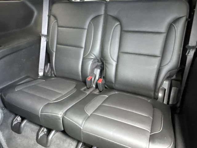 Used 2019 GMC Acadia SLT w/ Black Edition FWD image 15