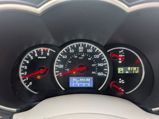 Used 2014 Nissan Quest SV image 11