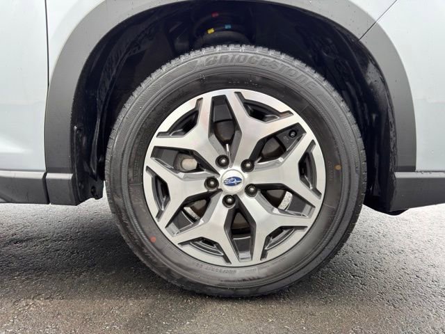 Used 2021 Subaru Forester Premium AWD/4WD image 25