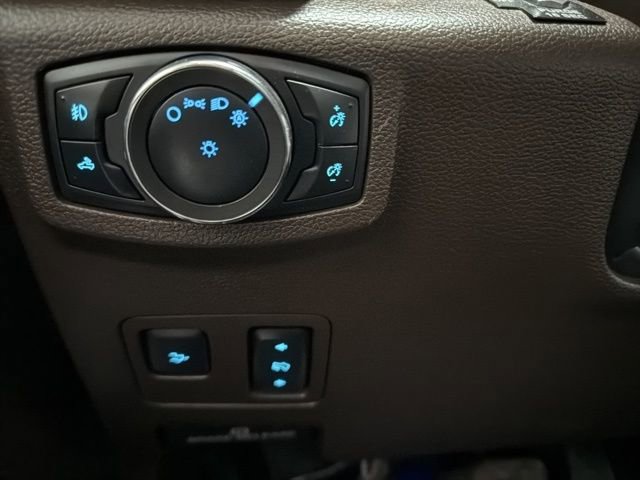 Used 2017 Ford F450 King Ranch w/ King Ranch Ultimate Package AWD/4WD image 19