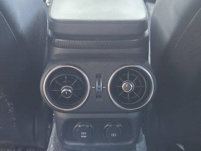 Used 2023 Kia Stinger GT-Line w/ Sun & Sound Package RWD image 31