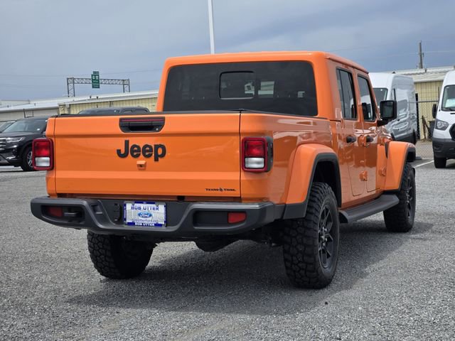 Used 2025 Jeep Gladiator Sport AWD/4WD image 7