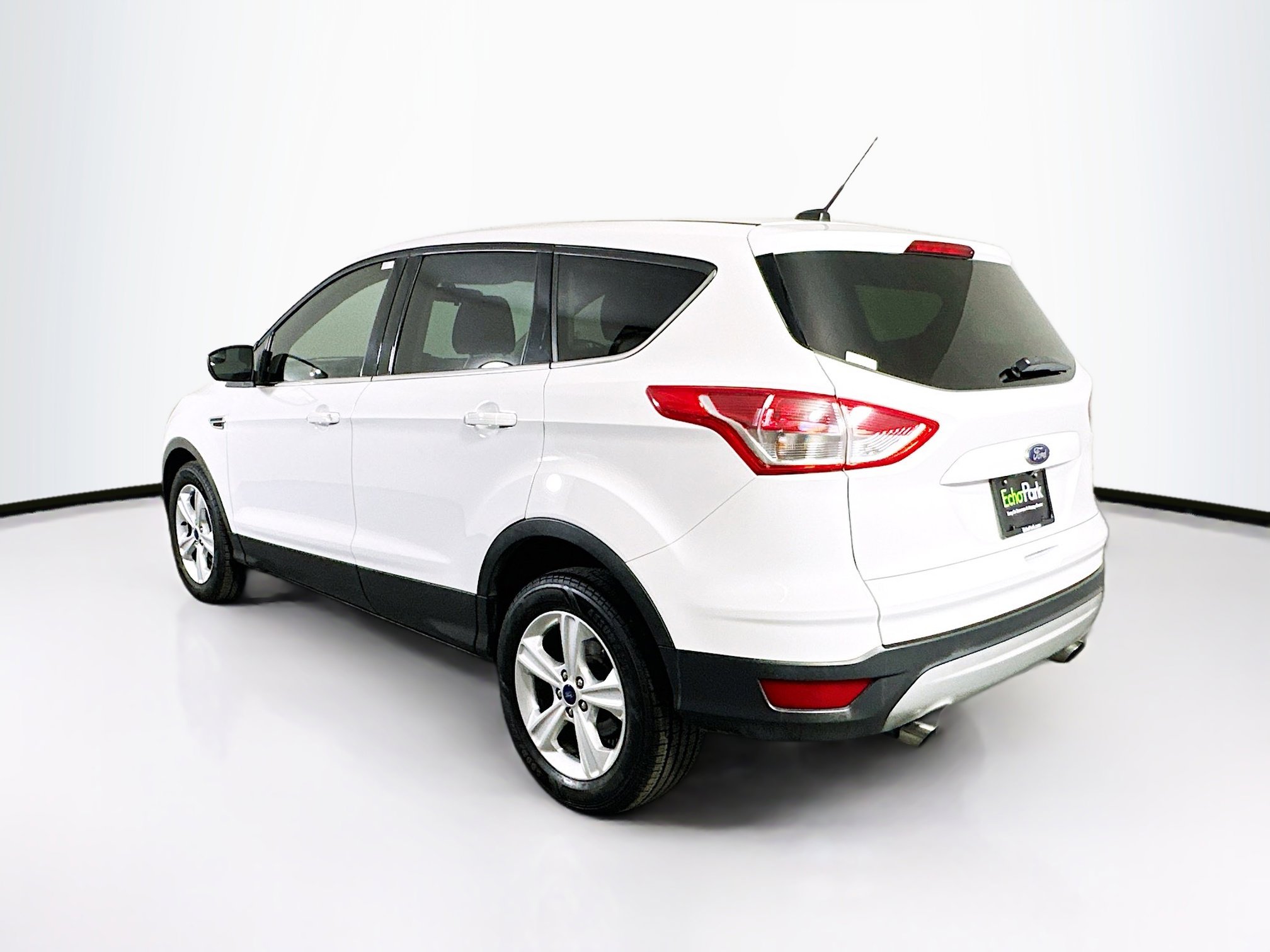 Used 2015 Ford Escape SE image 5