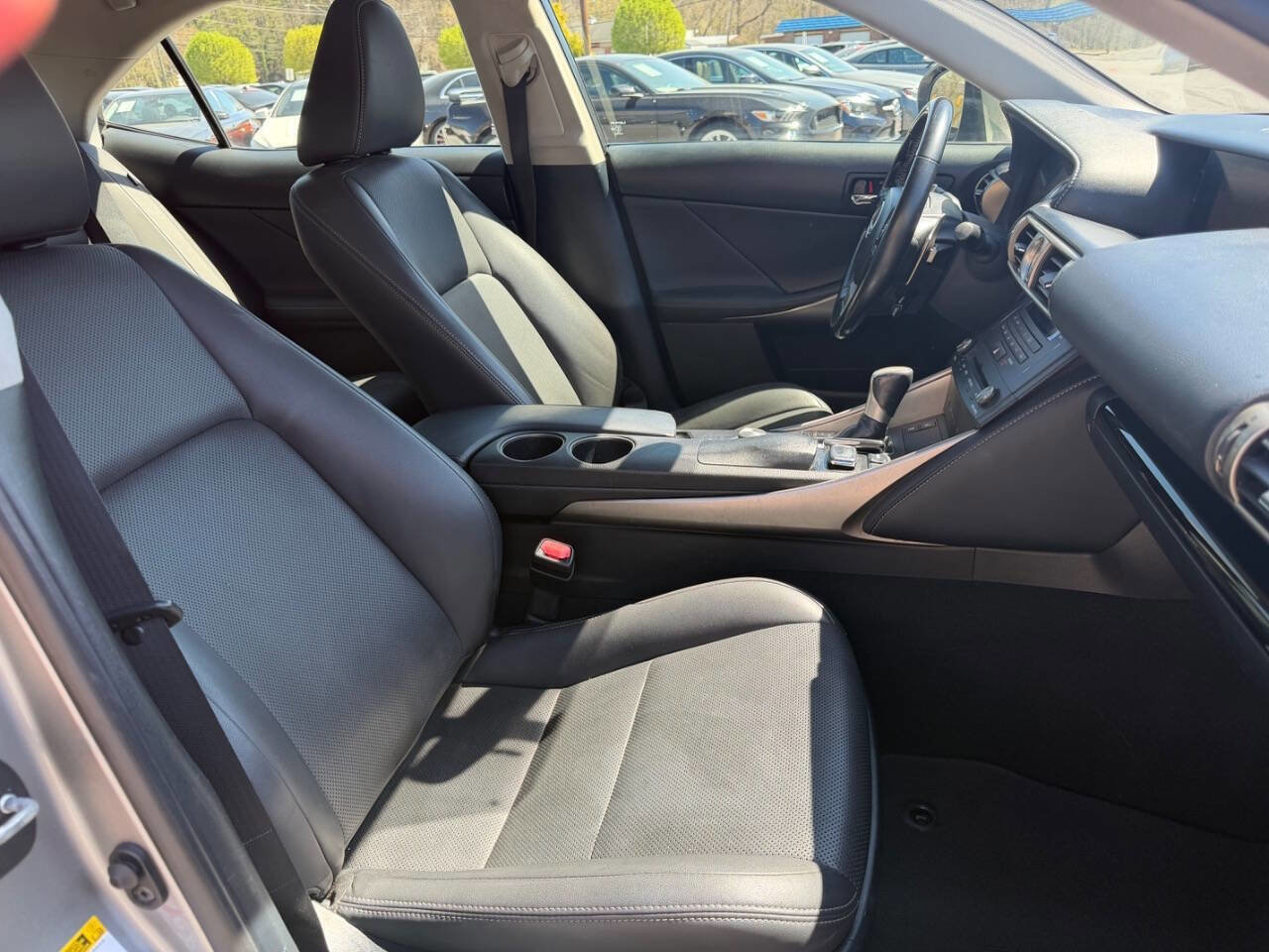 Used 2016 Lexus IS 300 AWD w/ Navigation System Package image 22