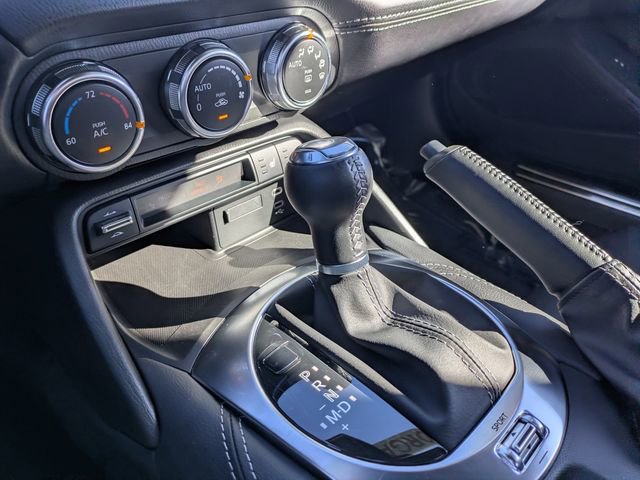 Used 2025 MAZDA MX-5 Miata RF Grand Touring image 13