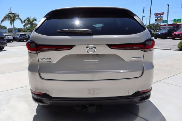 Used 2024 MAZDA CX-90 Plug-In Hybrid w/ Preferred AWD/4WD image 5