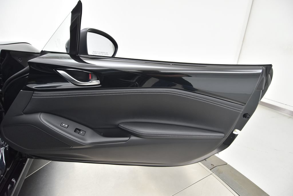 Certified 2025 MAZDA MX-5 Miata Grand Touring RWD image 34