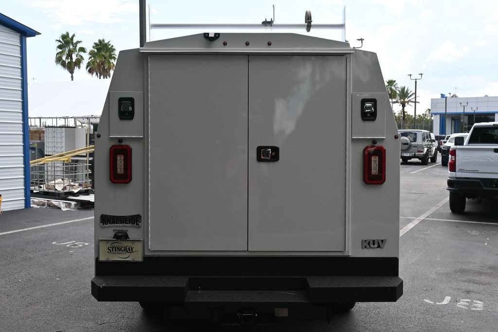 New 2025 Chevrolet Express 3500 w/ Power Convenience Package RWD image 4