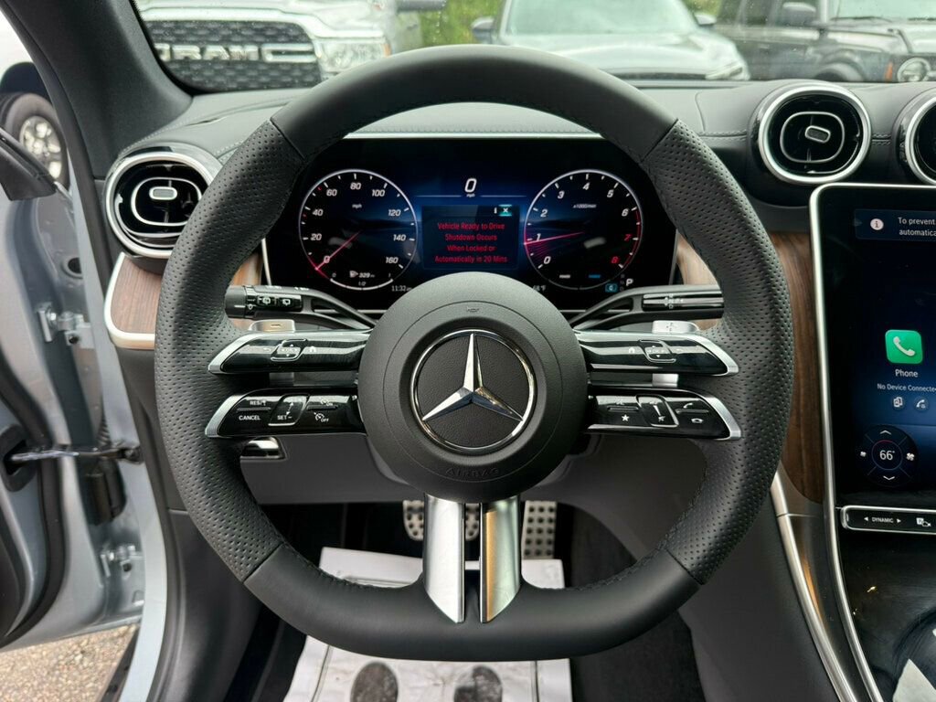 Used 2026 Mercedes-Benz GLC 300 image 5