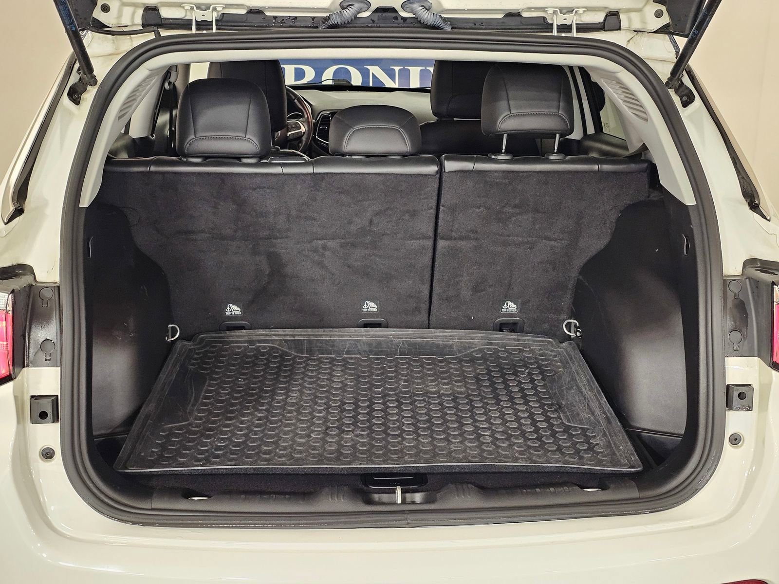 Used 2019 Jeep Compass Limited image 34