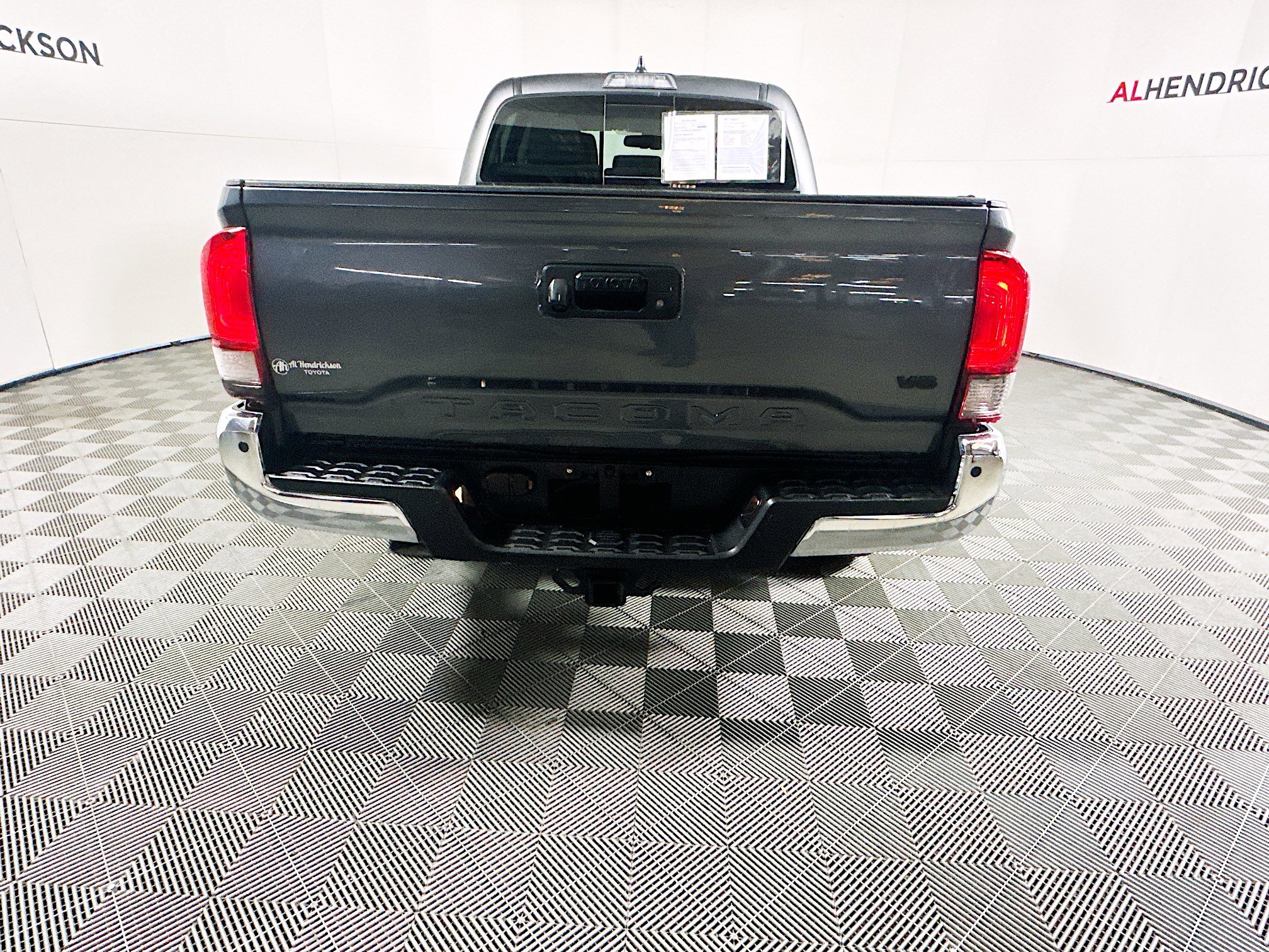 Used 2023 Toyota Tacoma SR5 image 31