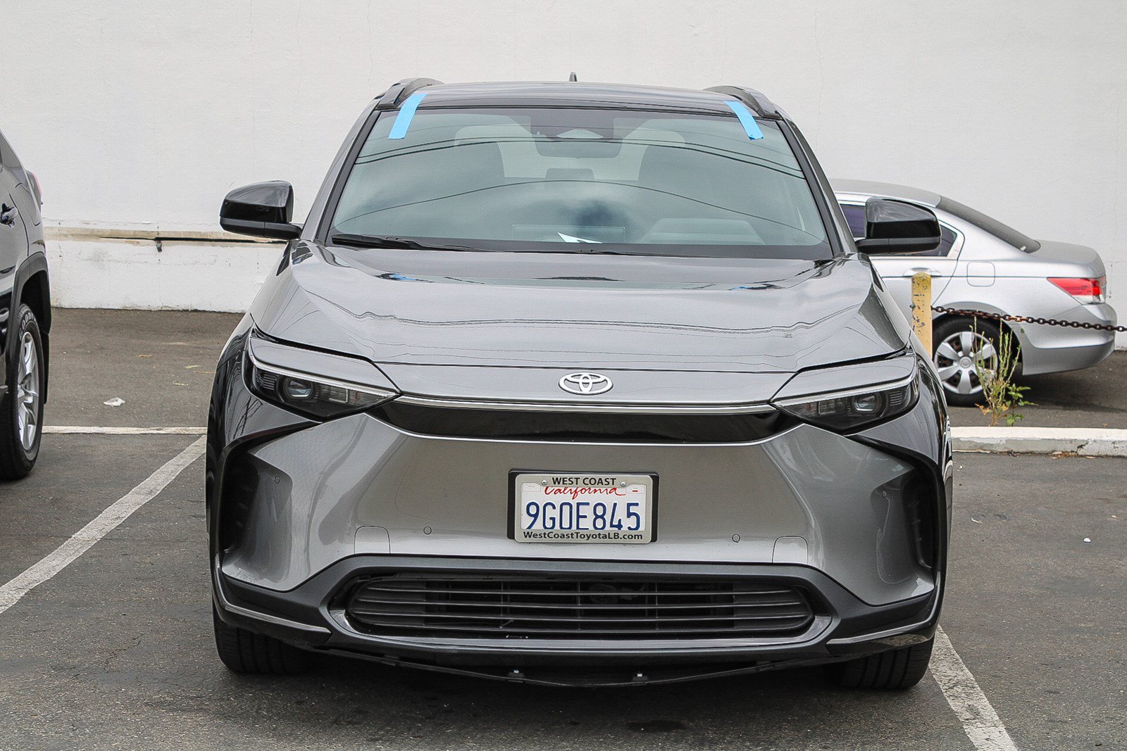 Used 2023 Toyota bZ4X FWD w/ Weather Package image 2