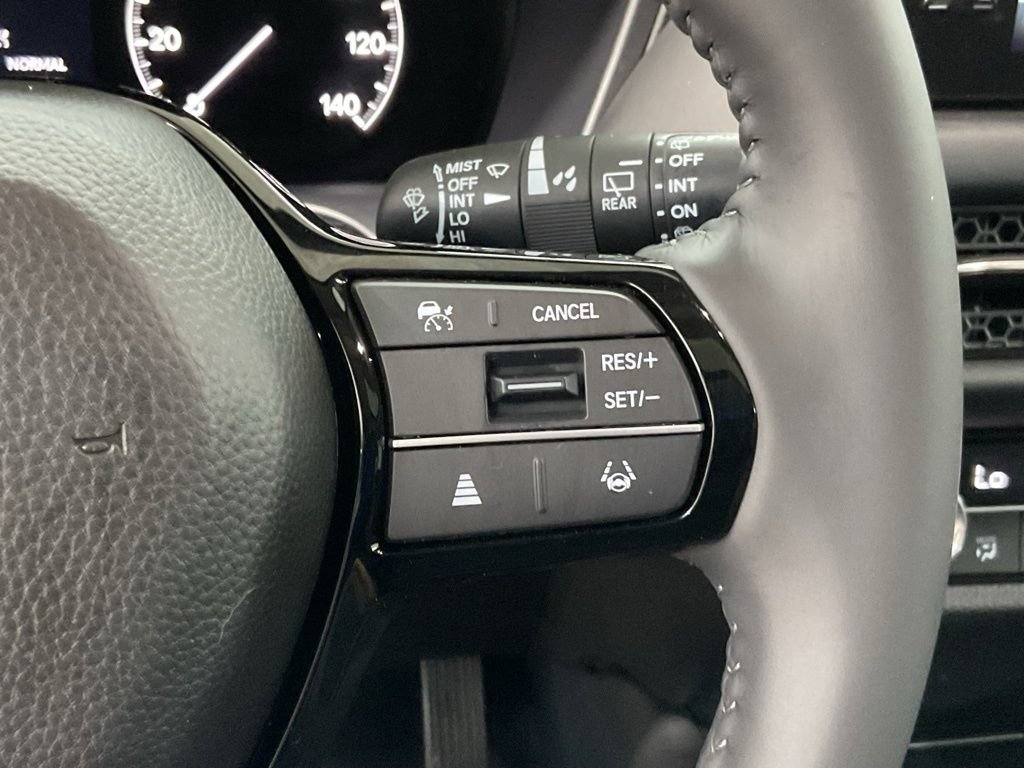 Used 2024 Honda HR-V EX-L image 10