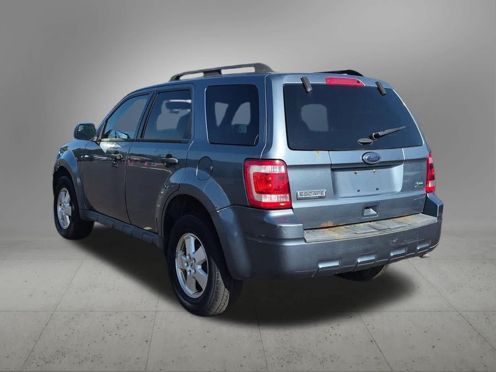 Used 2011 Ford Escape XLT FWD image 4