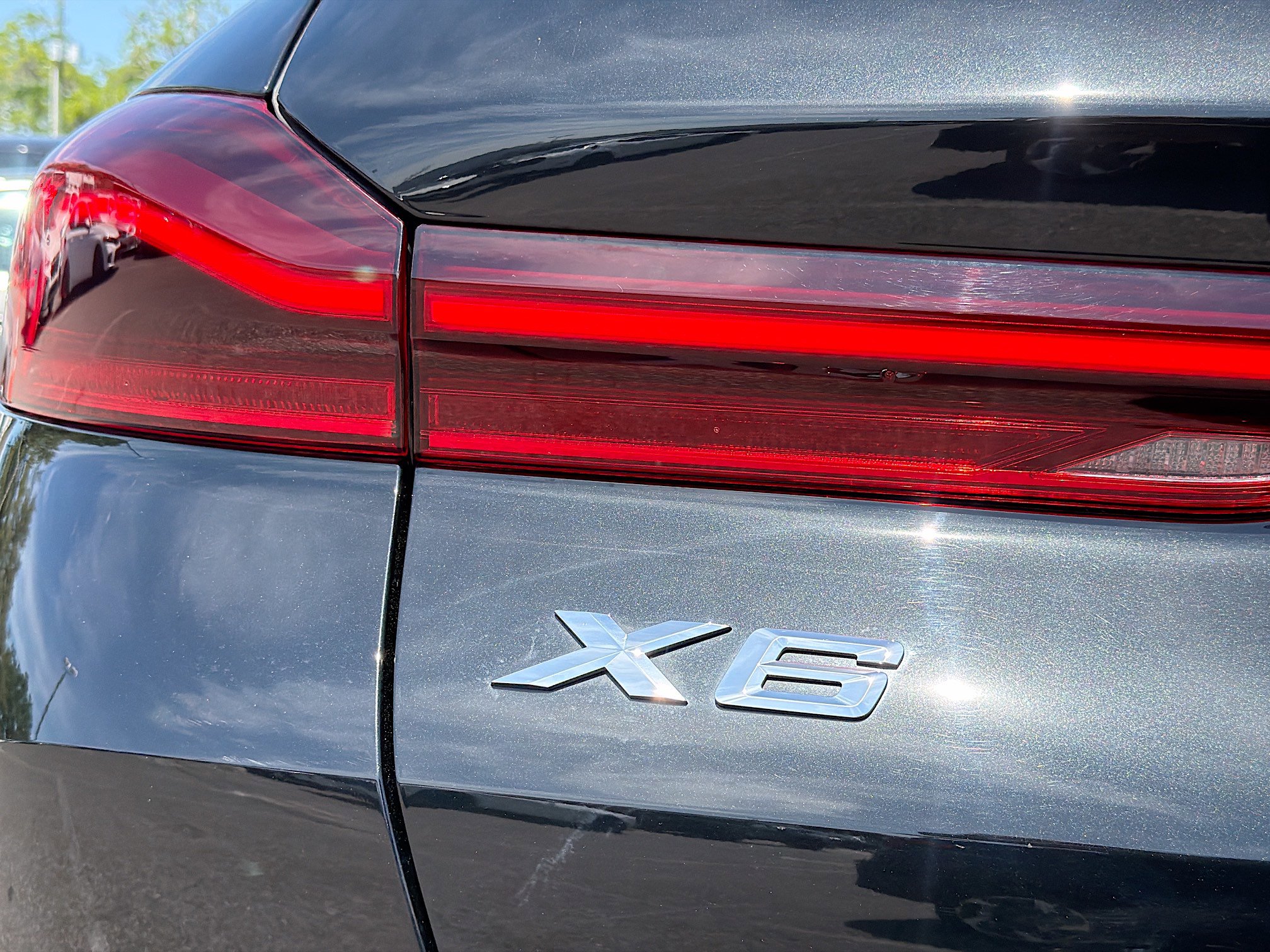 Used 2023 BMW X6 xDrive40i w/ M Sport Package image 10