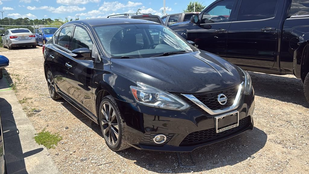 Used 2016 Nissan Sentra SR FWD image 2