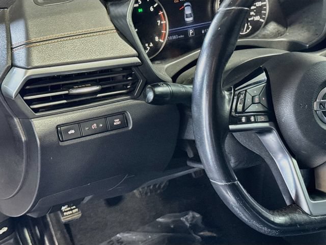 Used 2019 Nissan Altima 2.5 SR FWD image 10