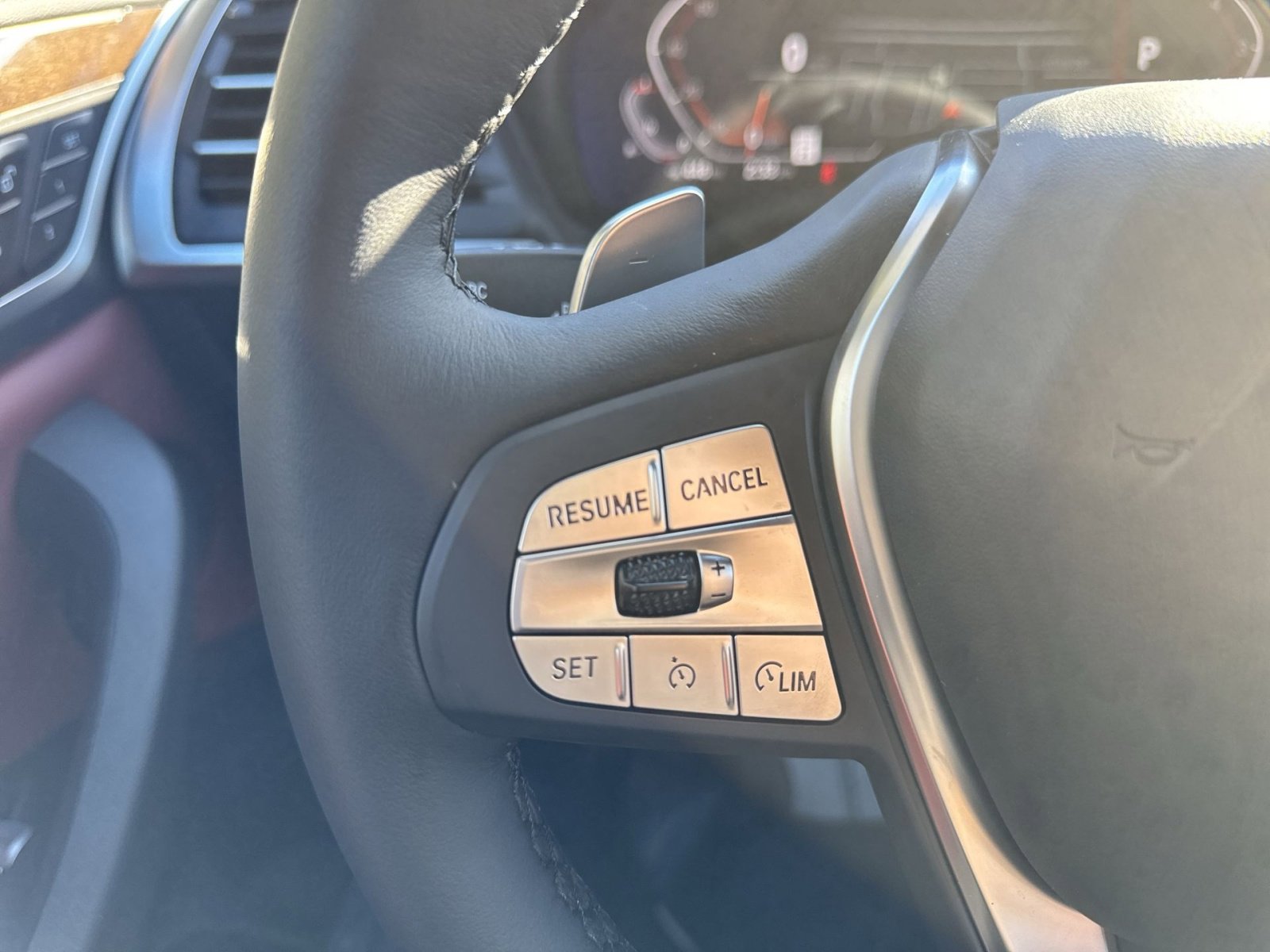 New 2025 BMW X4 xDrive30i w/ Premium Package image 16