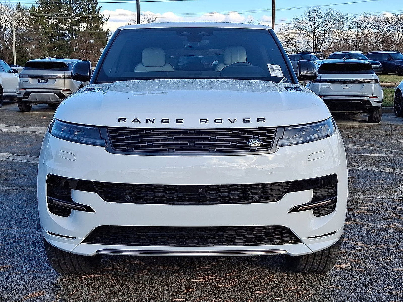 New 2025 Land Rover Range Rover Sport Dynamic SE AWD/4WD image 13