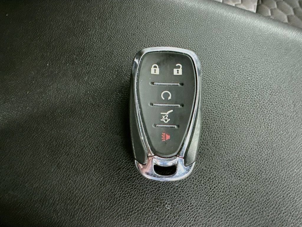 Used 2020 Chevrolet Equinox LT FWD image 39