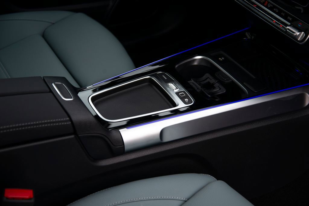 New 2026 Mercedes-Benz GLB 250 4MATIC image 21