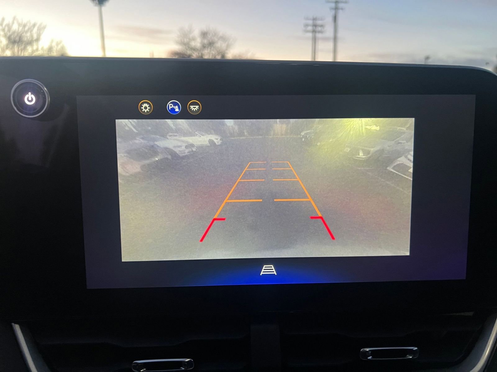 Used 2025 Chevrolet Equinox LT image 17