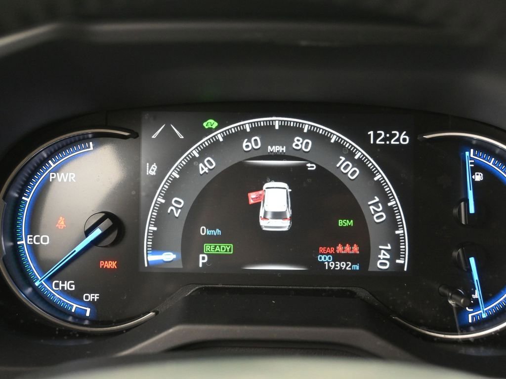 Used 2025 Toyota RAV4 XSE image 13