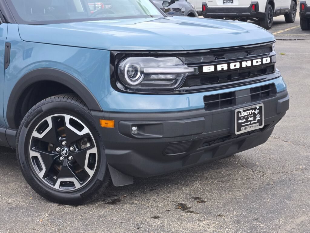 Used 2022 Ford Bronco Sport Outer Banks AWD/4WD image 4