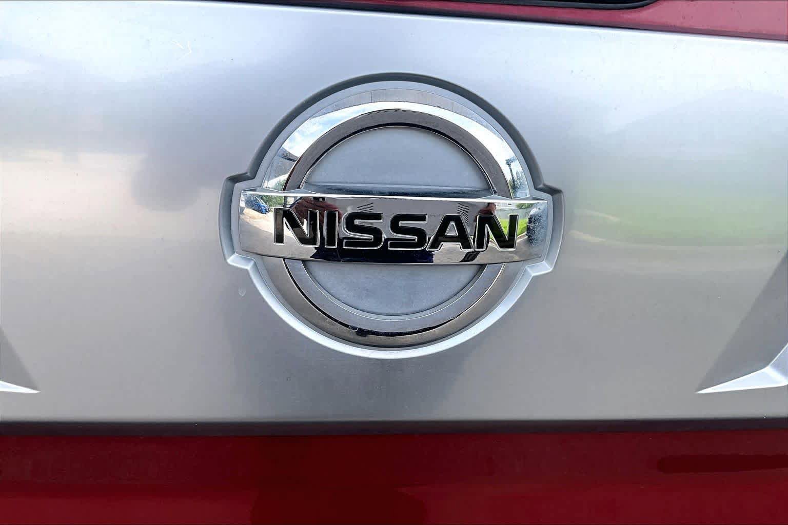Used 2021 Nissan Titan Platinum Reserve w/ Moonroof Package AWD/4WD image 31