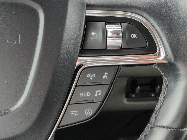 Used 2022 Lincoln Navigator Black Label AWD/4WD image 27