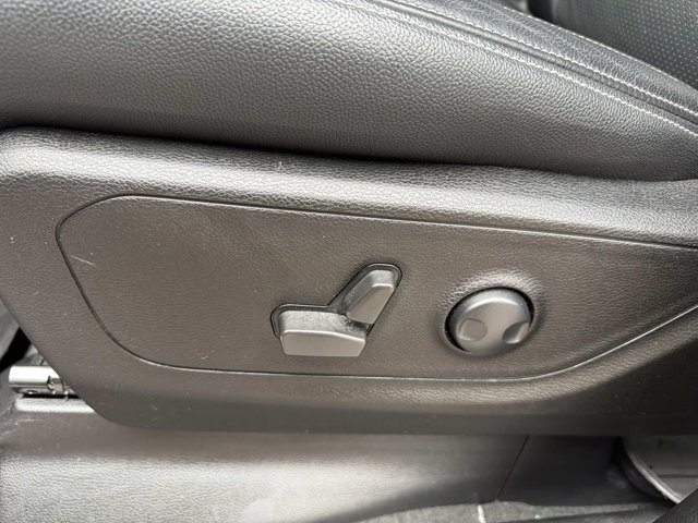 Used 2022 RAM 1500 Big Horn AWD/4WD image 11