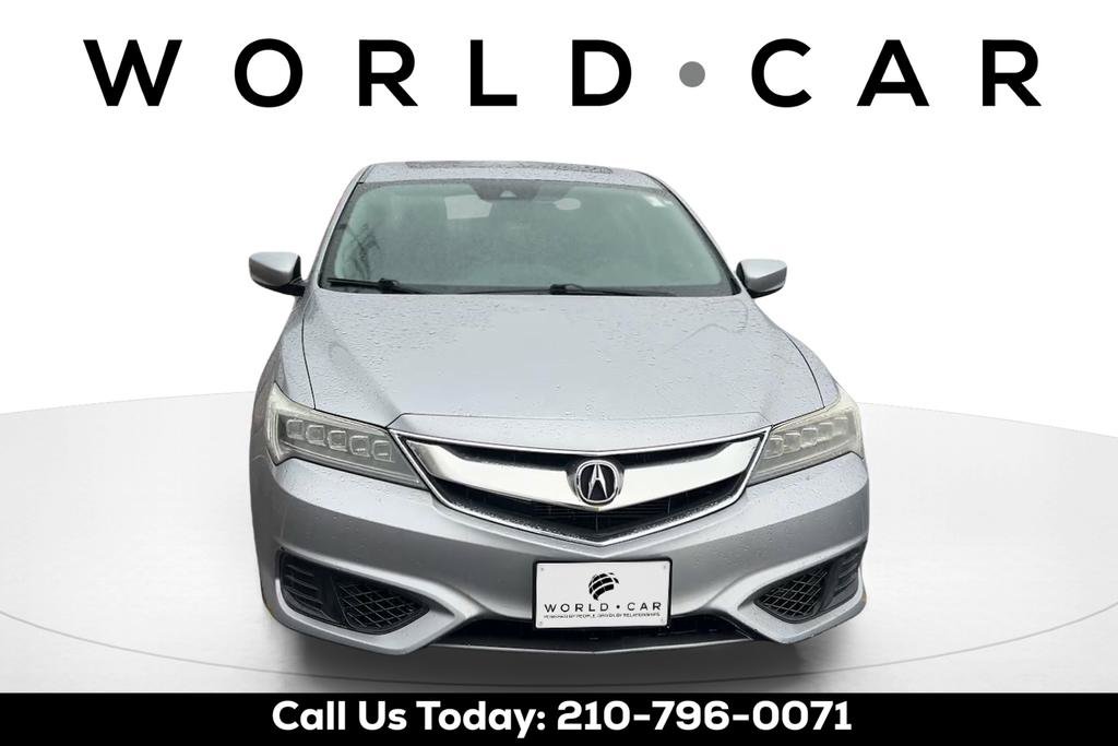 Used 2017 Acura ILX FWD image 2