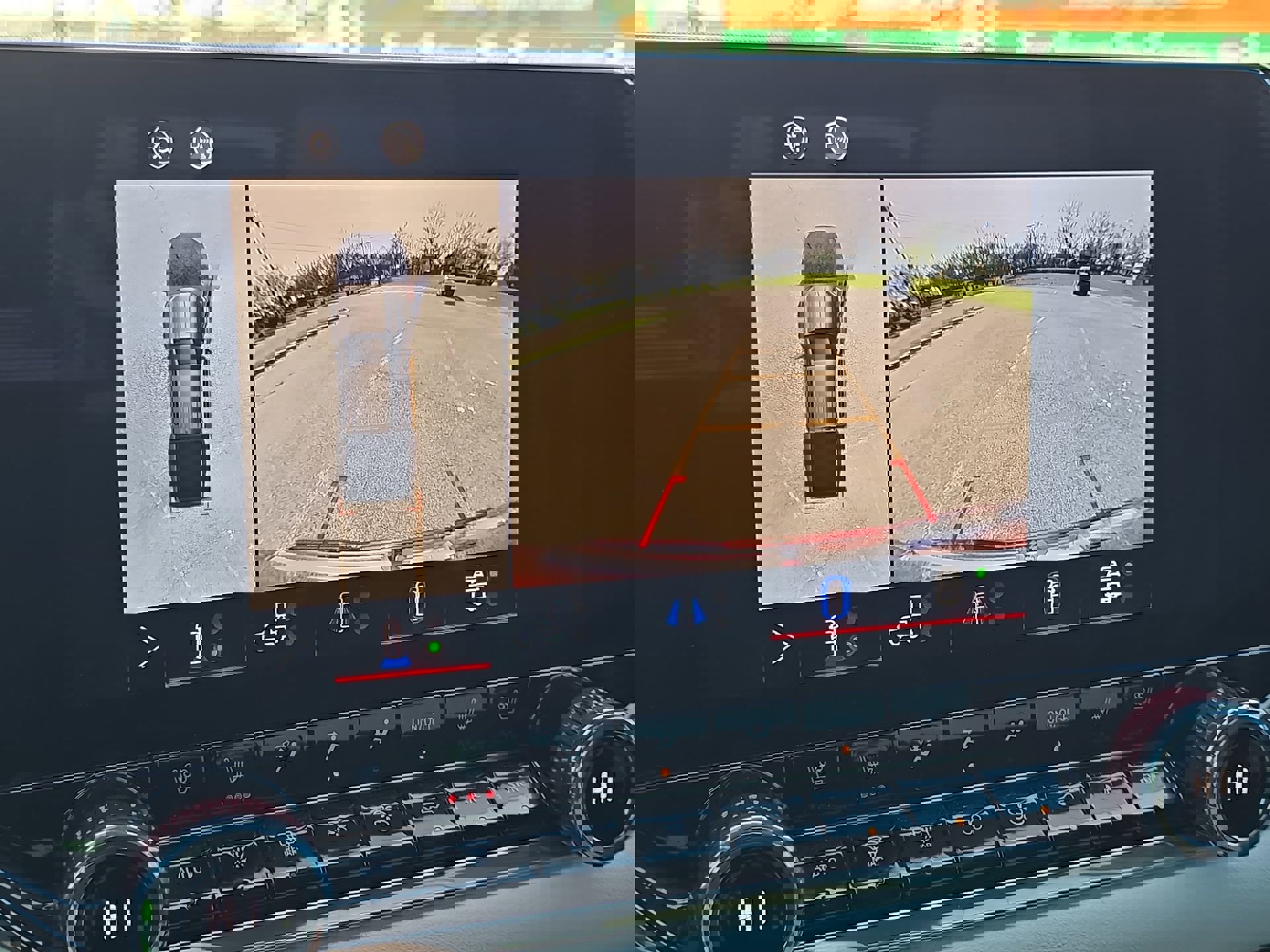 Used 2024 GMC Canyon AT4X image 17