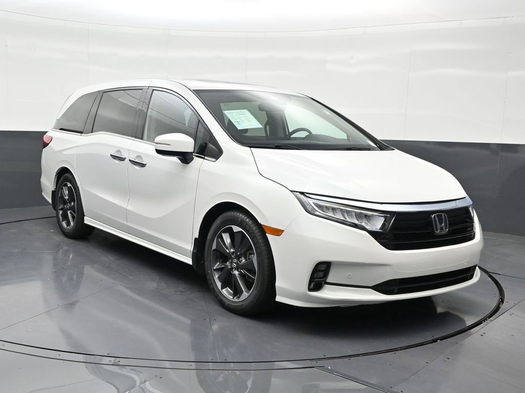 Used 2023 Honda Odyssey Elite image 3