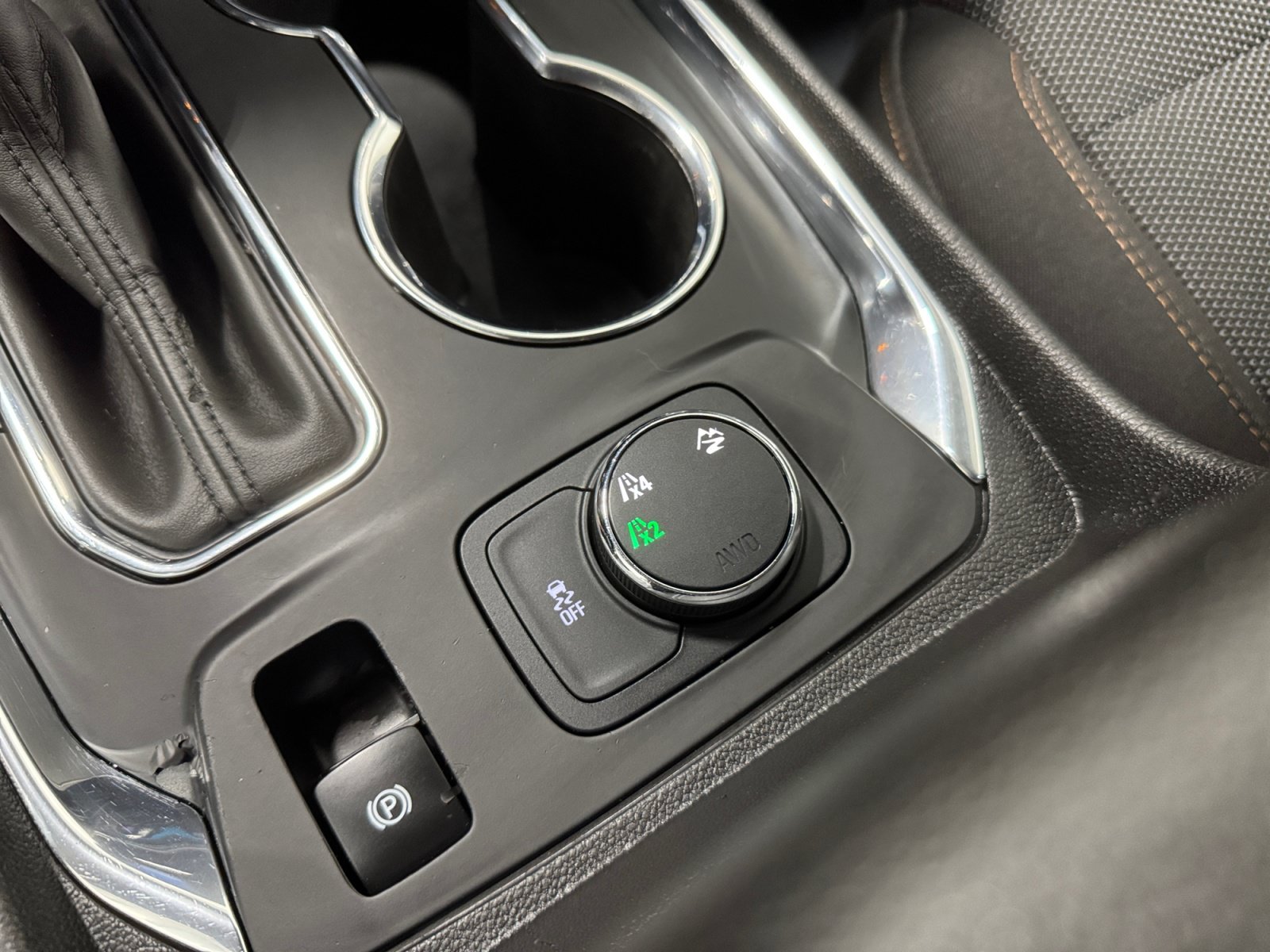 Used 2018 Chevrolet Traverse LS AWD/4WD image 22