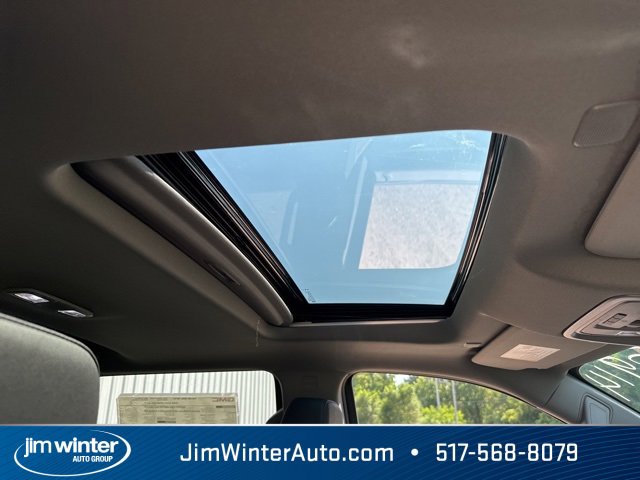 New 2026 GMC Sierra 1500 SLT w/ SLT Premium Plus Package image 10