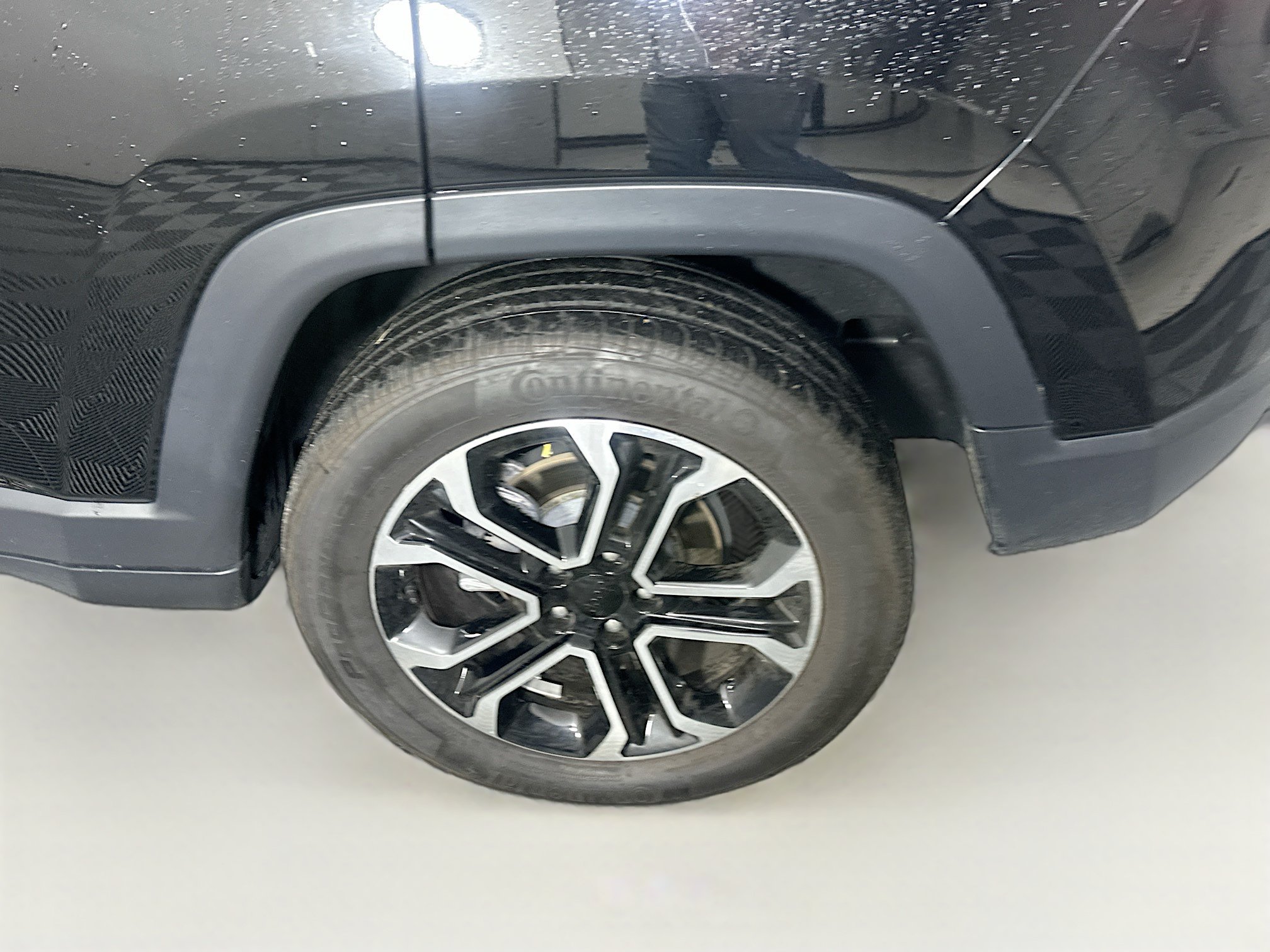 Used 2023 Jeep Compass Limited AWD/4WD image 11