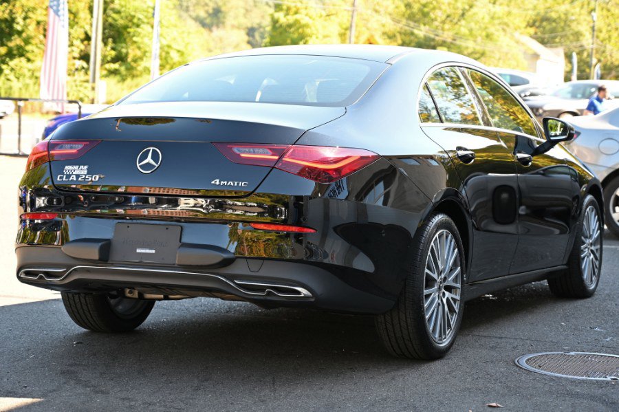 Used 2025 Mercedes-Benz CLA 250 4MATIC image 7