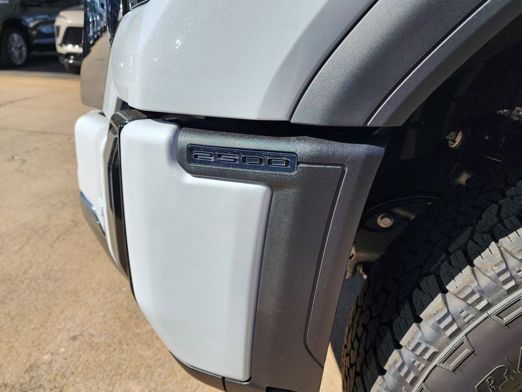 New 2026 GMC Sierra 2500 Denali w/ Denali Reserve Package image 11