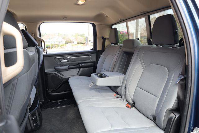 Used 2020 RAM 1500 Big Horn AWD/4WD image 18